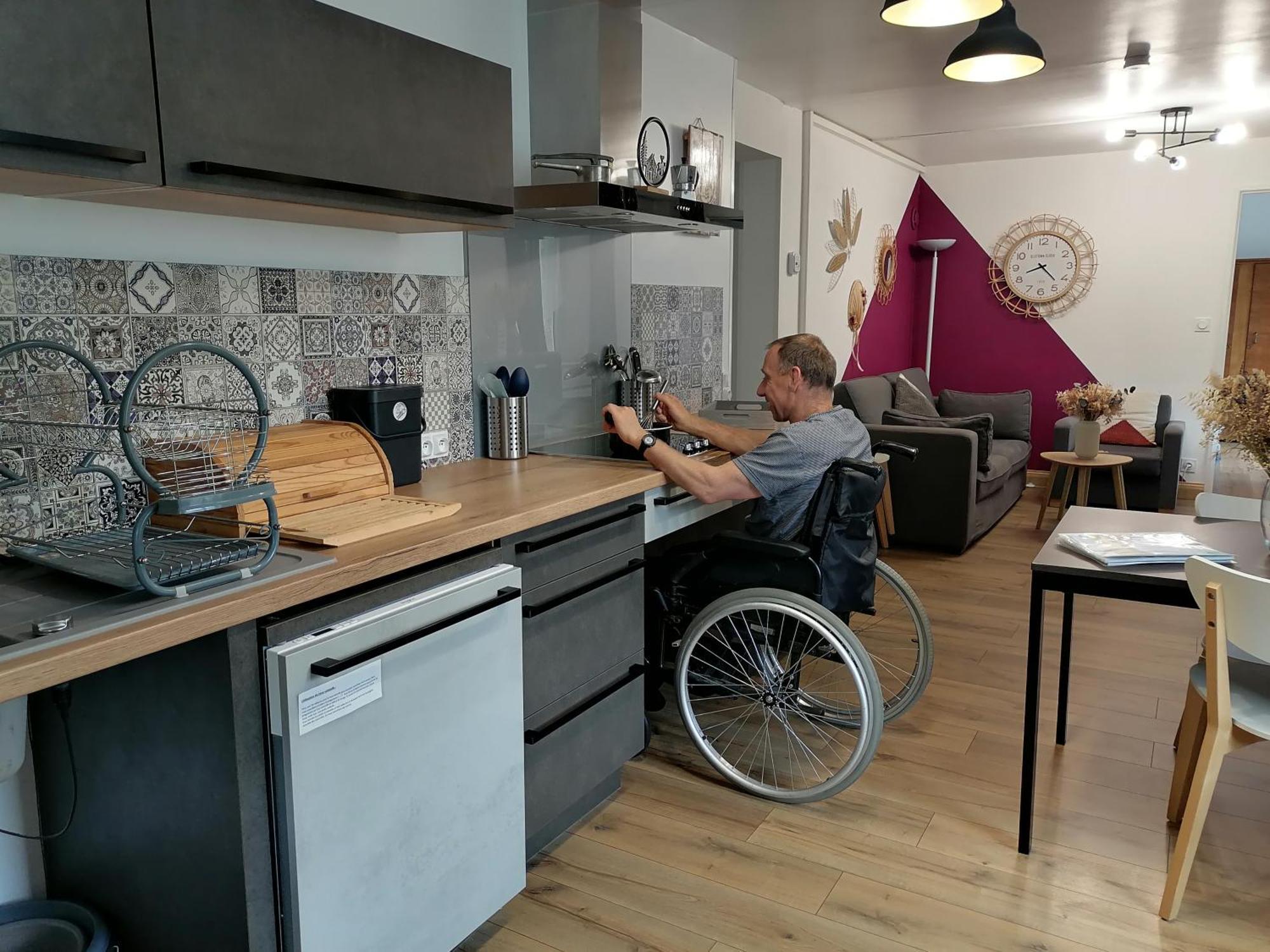 Aux D'Estaing Croises, Gite De Montagne Accessible A Tous Eksteriør billede